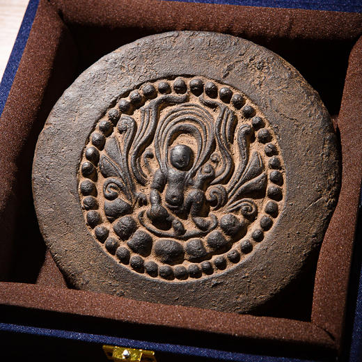 南北朝“化生童子”瓦当 商品图1