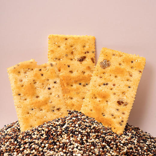 福事多 苏打饼干礼盒系列 海盐苏打饼干618g/箱 霸气双拼苏打饼干618g/箱 黑松露火腿苏打饼干1380g/箱 片片香脆 好吃不腻 精美礼盒装 商品图12