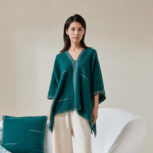 羊绒手工捻纱氆氇V领斗篷  SJF97W390N 商品图3
