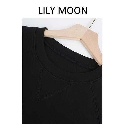 LILY MOON砂洗空气层圆领卫衣 商品图3