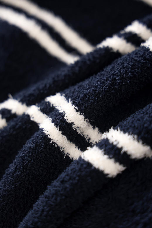 爱家贴贴系列~慕斯绒软绵绵男士家居服 自带慵懒感 可家居可外穿休闲套装 双面绒冬季更温暖 商品图5