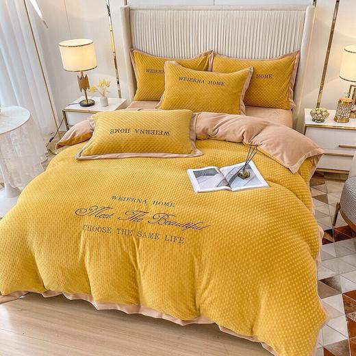 轻奢风提花绣花宽边牛奶绒棋盘格四件套】 面料精选抗静电高克重牛奶绒(内含导电丝)、柔软亲肤 商品图6