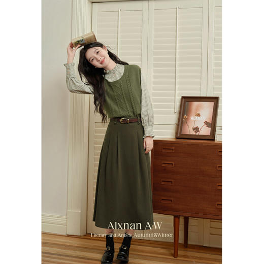 鹿向南「佩斯画廊」高腰显瘦半身裙女2025秋冬新款气质A字中长裙 商品图3