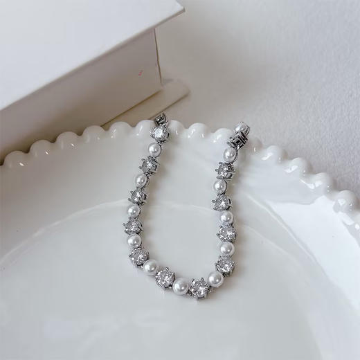 轻奢水灰珍珠手链小众高级感-纪念日百货门店同款168445118 商品图1