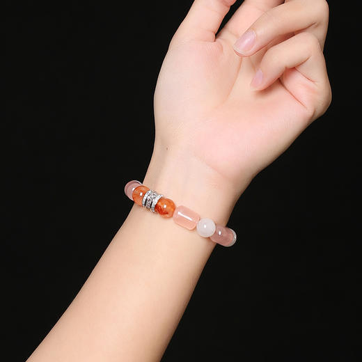 灵机麦玲玲「桃缘绮梦」粉晶红胶花手链白幽手串饰品百搭 商品图2