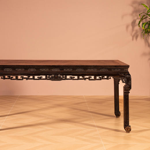 清	紫檀螭龙捧寿三弯腿如意足画桌 商品图1