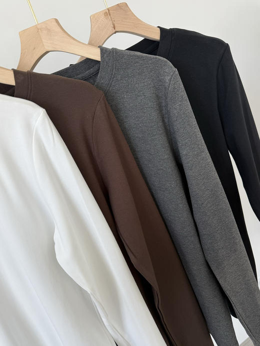 【秒杀价已调 直接拍】COS 磨绒 极简风 修身版型 通勤指孔 磨绒 打底衫 商品图11