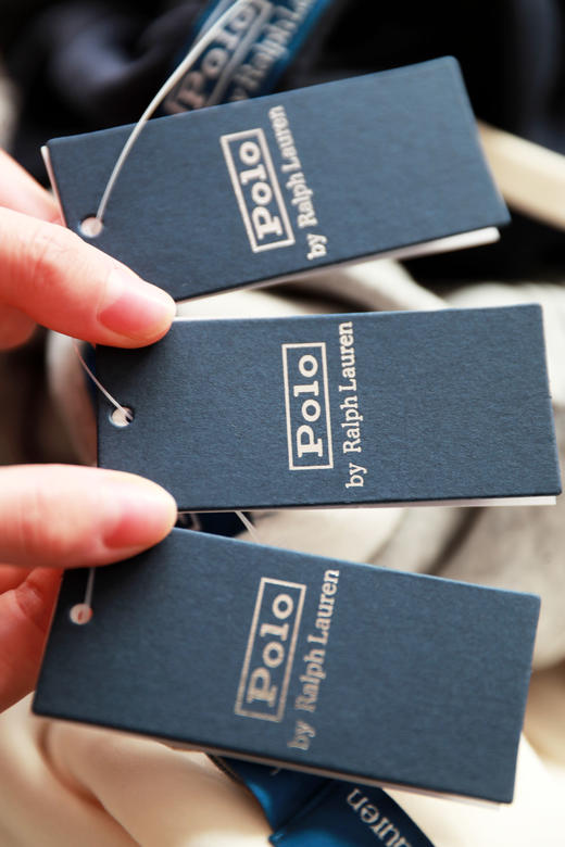 美式复古加绒卫衣，胸前贴布绣花。连帽设计袖口小标帽衫C121966 商品图2