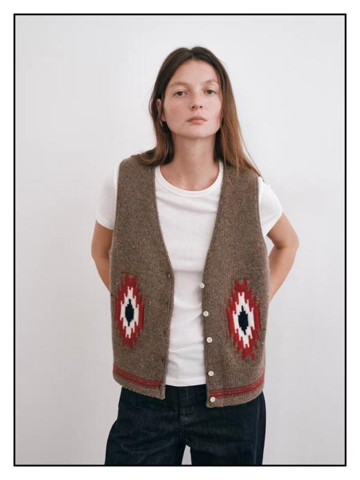 shyshystill/shy202509056/宽松V领100%全羊毛双色菱形格图案羊毛马甲 商品图1