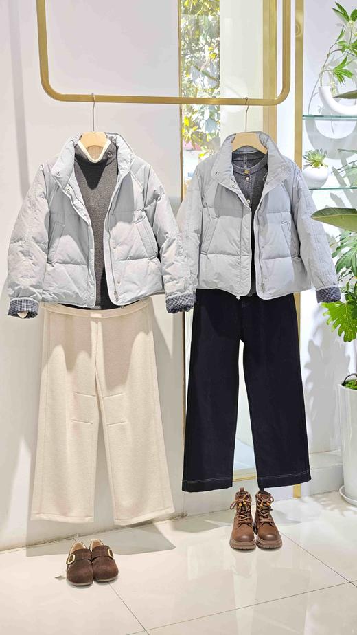 585991格纹袖口 下摆抽绳短款羽绒服 商品图0