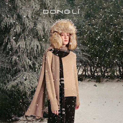 东黎 • 山羊绒女士秋冬纯色百搭时尚长款可披可围保暖围巾 3575 商品图0