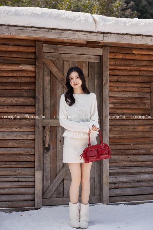 【门店同款】ENJOY冬季“午马”下摆花边系带针织上衣 168843423 商品图11