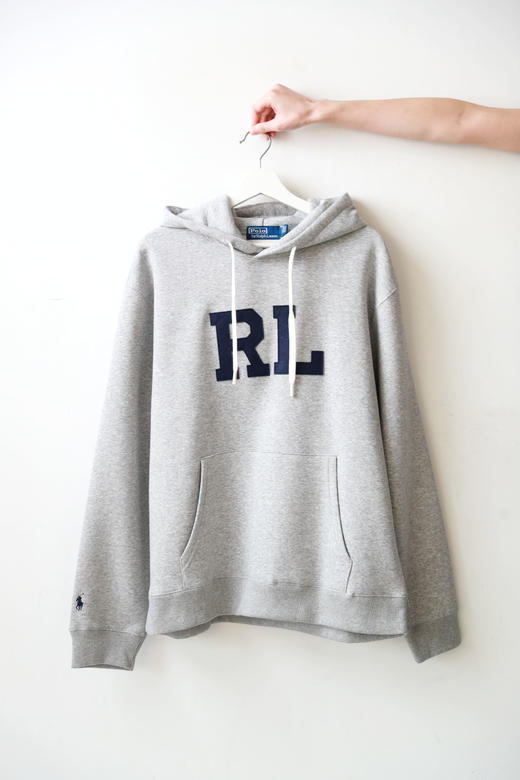 美式复古加绒卫衣，胸前贴布绣花。连帽设计袖口小标帽衫C121966 商品图4