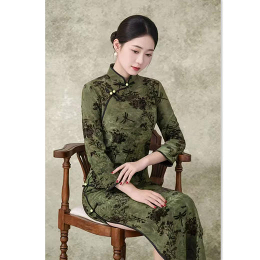 SKY 101013复古中国风复合植绒长款七分袖旗袍 商品图3