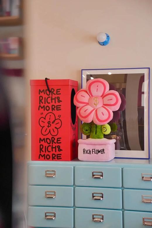 【一家店专属】社媒火爆同款🔥|超多明星同款】Rich flower“有钱花”系列合集~过节有钱花💰祝你发发发❗姐妹送我摇钱树，我祝姐妹有钱花~过节送礼就送有钱花❗原价1888现仅28.9起❗❗ 商品图10