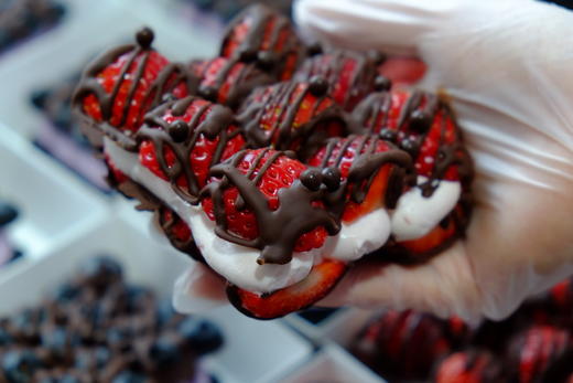 水果巧克力冷萃酸奶奶砖（蓝莓，草莓，车厘子） 商品图8