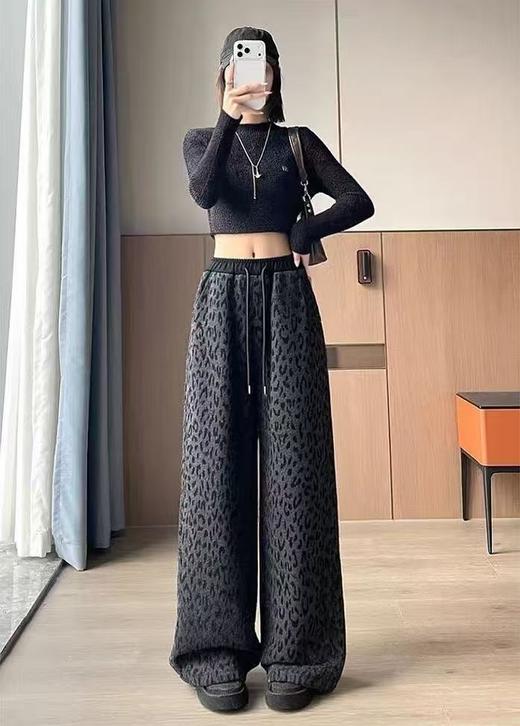 🔥🔥🔥加绒【爆款休闲裤】豹纹加绒～8730拼色腰头豹纹直筒裤冬季加绒休闲裤-喜出 商品图2