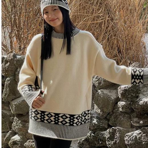 浪漫几何菱格带帽厚款毛衣9098 商品图1