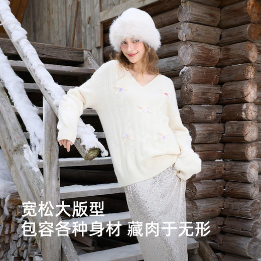 三彩2026春季新款珠片蝴蝶结绞花针织衫长袖V领新年毛衫套头M 商品图2