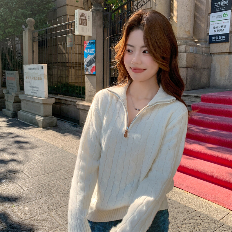 衣本素 高领半拉链纯色麻花羊毛针织衫ZD3026AI【3-5天发货】