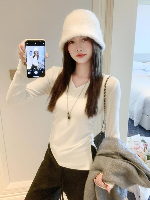 <曾小咸推荐>现货秒杀 ！微信超特价！2色v领磨毛开叉t恤 日常119.99 立减60 秒杀59.99！！ 商品图5