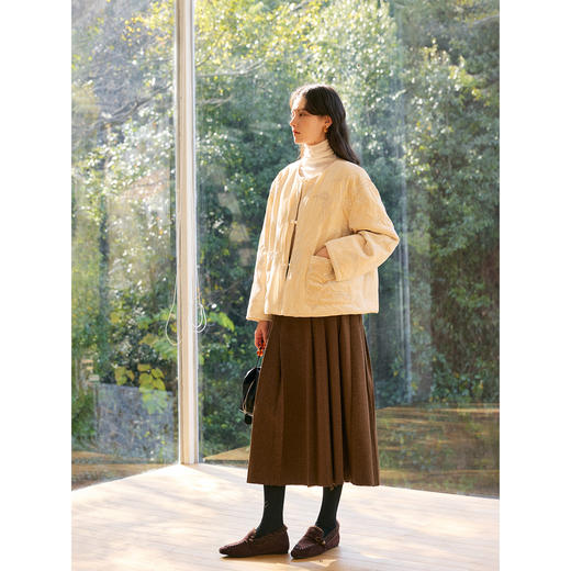 HeyDress新中式丝绒刺绣棉服 商品图4