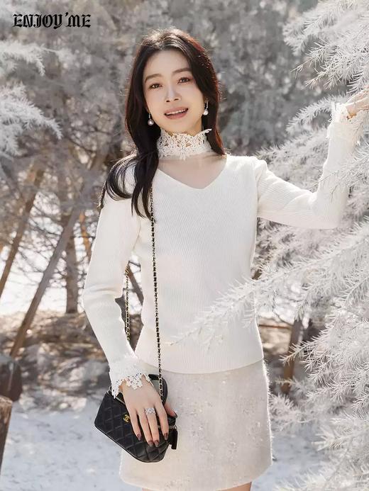 【门店同款】ENJOY冬季“暖冬软糖”优雅拼花朵针织上衣 168093108 商品图5