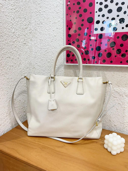 Prada 大号 白色 十字纹牛皮 杀手包 商品图0