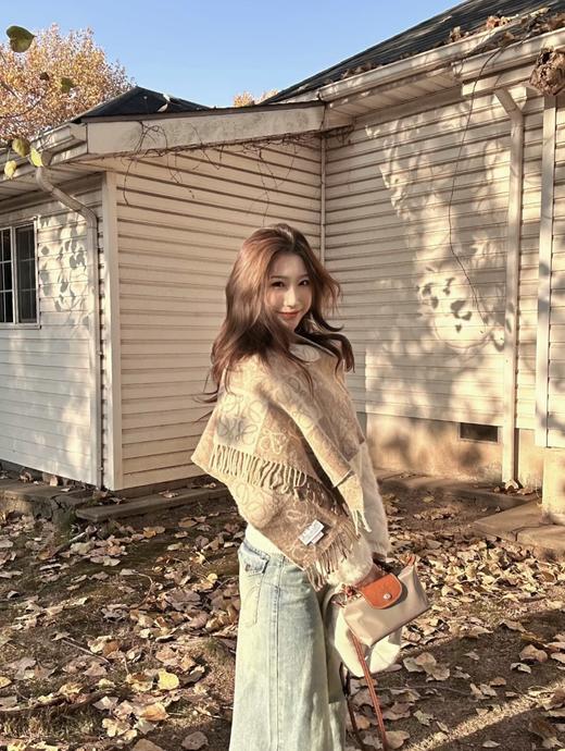 LOEWE罗意威 情侣款绒线围巾 商品图1