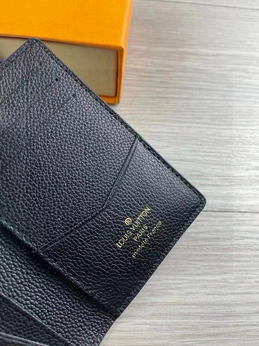 LV 压花短款钱夹 商品图3
