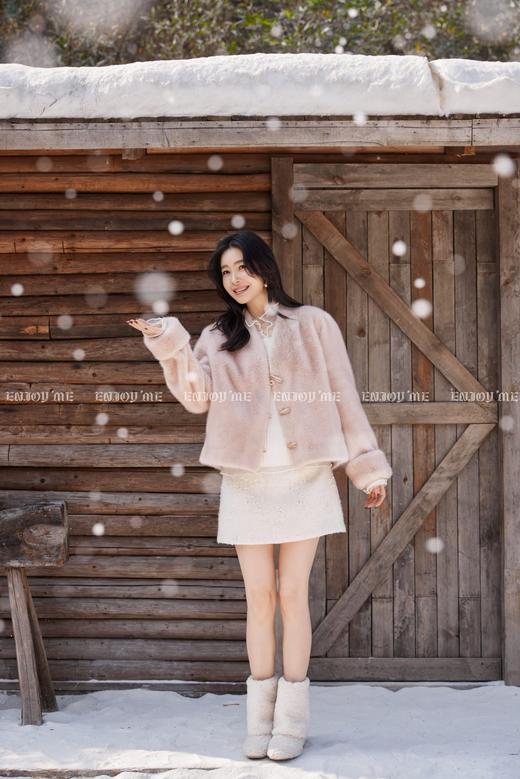 【门店同款】ENJOY冬季“暖冬软糖”V领毛外套 168443075 商品图3