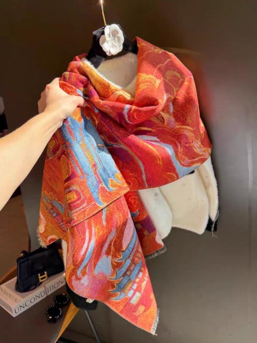 【仿羊绒围巾】敦煌小众围巾女款 新款秋冬季提花工艺仿羊绒加厚披肩敦煌系列保暖围脖 商品图6