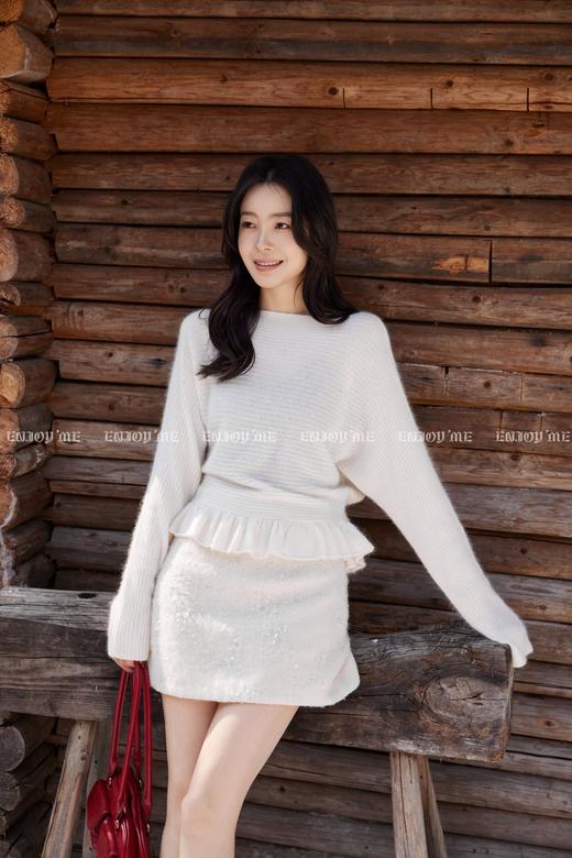 【门店同款】ENJOY冬季“午马”下摆花边系带针织上衣 168843423 商品图8