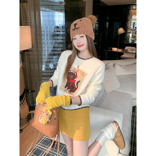 <曾小咸推荐>3.1现货秒杀！微信超特价！杏色圆领毛衣长袖上衣 日常189.99 立减100 秒杀89.99！ 商品图1