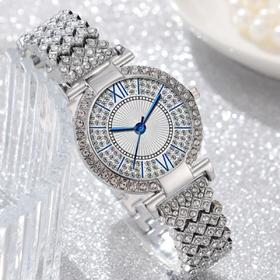 【时尚奢华❗️满天星轻奢手表】时尚潮流优雅灵动，质感纹理表盘，精钢满钻表戴，佩戴轻松便捷，全网爆款跨境亚马逊直播引流新款星钻系列QQ情人节礼物男女朋友