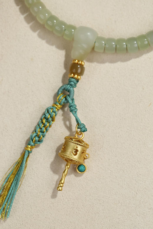 新疆料和田玉糖青白直切手链4*6mm 商品图3