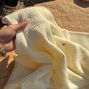佐姿莎 韩系高领纯色收腰针织衫  胸口小标点缀简单不单调；下摆宽螺纹+收腰设计，短款版型拉高腰线；可高领可翻领； 商品缩略图11