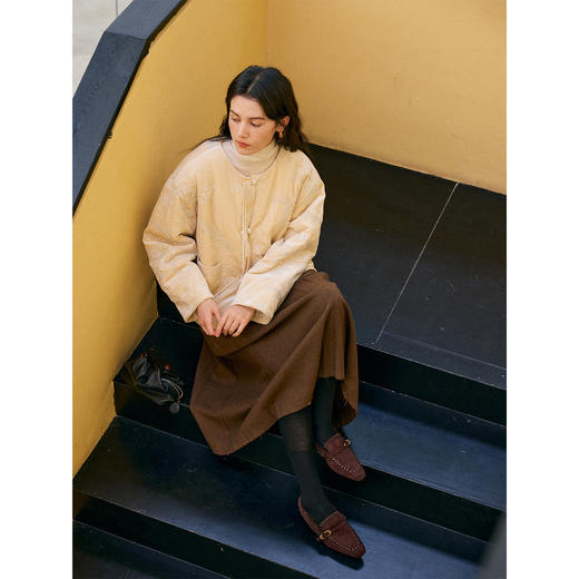 HeyDress新中式丝绒刺绣棉服 商品图2