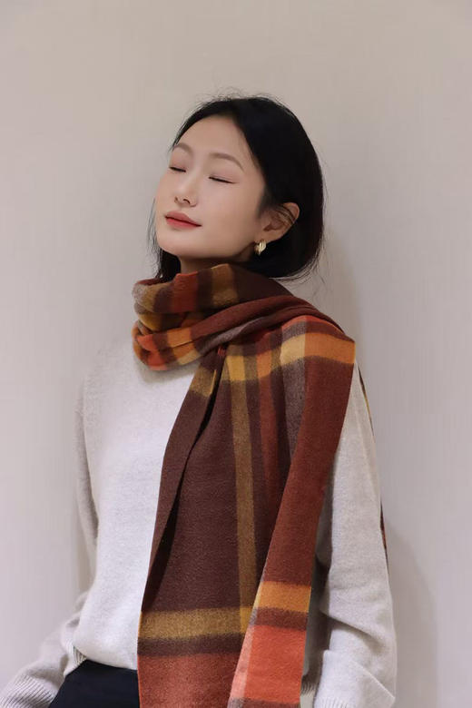 【高品质私服】【IC格纹围巾】甄选百分百山羊绒，轻盈如云，绵软亲肤N1628-CC【无标出货 介意慎拍】 商品图7