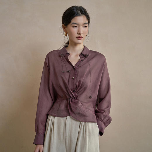 【林栖设计小店】手工钩花|檀木色苎麻衬衣透气肌理感2026早春新款上衣女1961200 商品图1