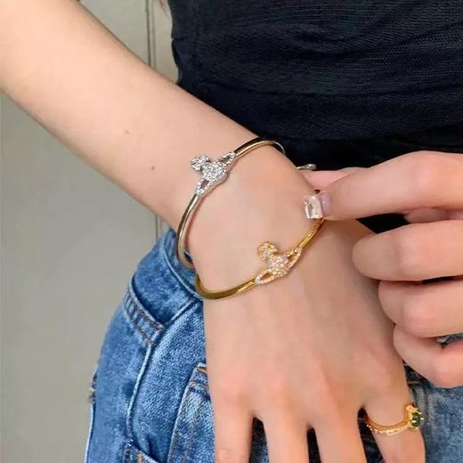 【满钻土星，轻奢爆闪】VivienneWestqueen西太后满钻经典土星手镯轻奢爆闪彩钻开口土星手环 商品图2
