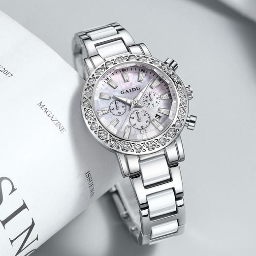 【知性优雅❗️夜光贝母石英女表】水钻环绕镶嵌，自带轻奢感，清晰通透防刮表镜，巧妙点缀日常穿搭，爆款时尚表圆形镶钻日历陶瓷腕表情人节礼物QQ 商品图1