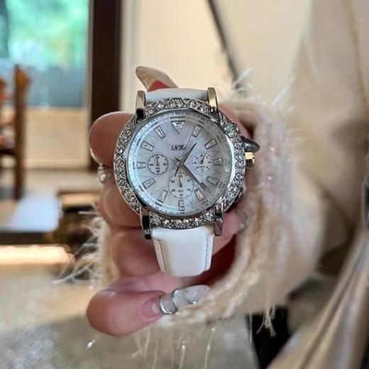 【灵动闪耀❗️梦幻气质手表】自带女神光芒，优雅邂逅唯美倾心，高品质机芯，精准又静音，不闷手防汗耐腐，新款时尚潮流气质防水石英女表情人节礼物QQ 商品图2