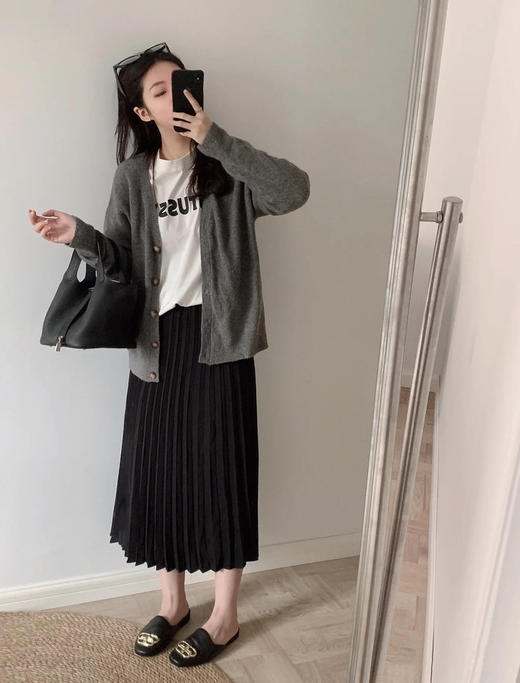 【高品质私服】【IC羊毛弹力斜纹法兰绒百褶半身裙】进口原料，手感柔软，舒适温暖G1603-CC【无标出货 介意慎拍】 商品图6