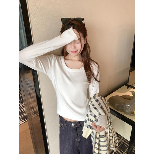 <曾小咸推荐>韩系白色长袖T恤打底上衣 商品图0