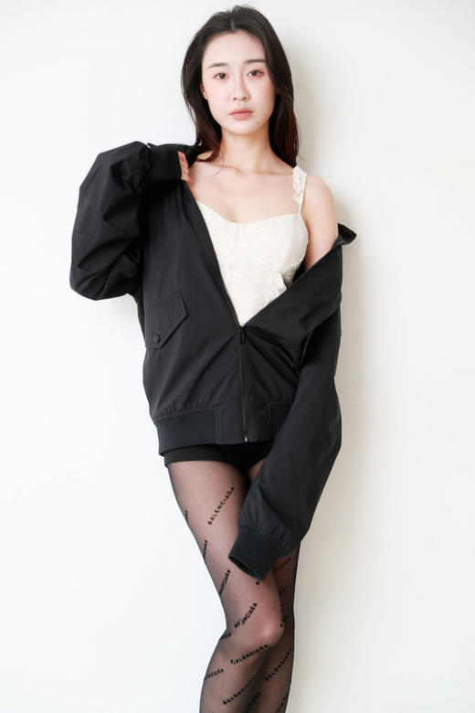 小方标飞行员夹克，可折叠兜儿。拉链闭合纯色高尔夫外套C121960 商品图9