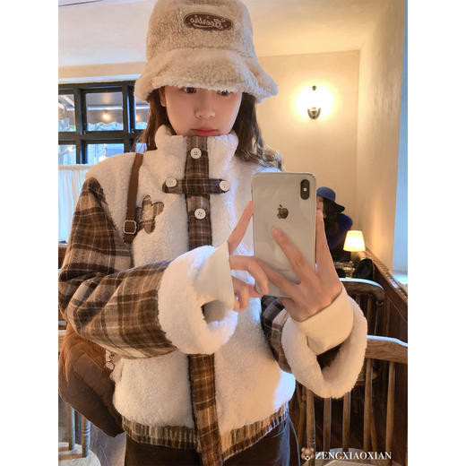 <曾小咸推荐>格子拼接立领羊羔毛外套 商品图0