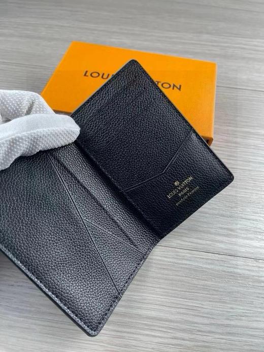 LV 压花短款钱夹 商品图2