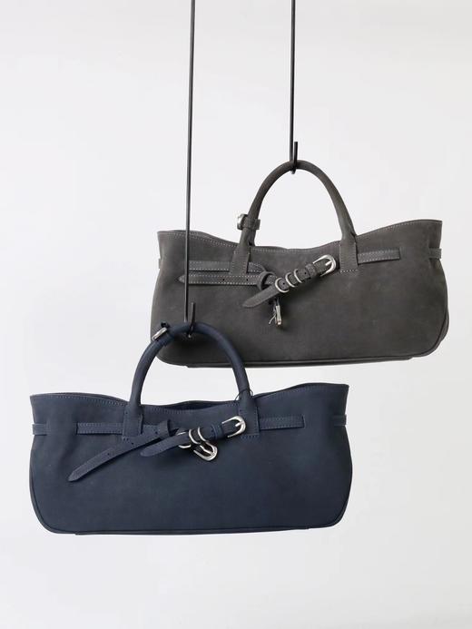 【秋冬精选】2025新款复古休闲麂皮包通勤百搭极简皮带扣设计斜挎女小众托特包 商品图7