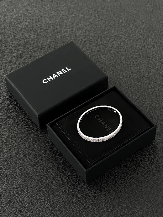 香奈儿 满钻手镯女款 圈口17（XK） 商品图7